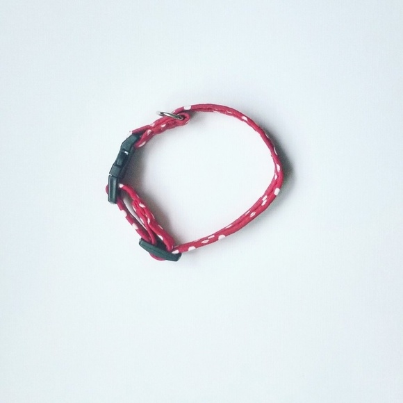 Adorable red and white polka dot collar - Picture 4 of 7